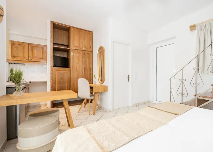 Spiros Family Apts Laganas