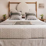 Spiros Family Apts شقة
