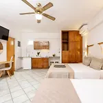 Spiros Family Apts * Laganas