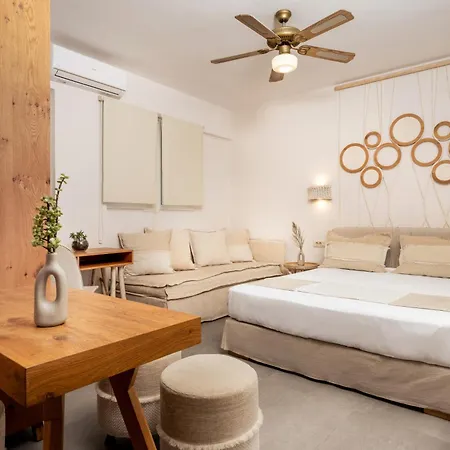 Spiros Family Apts לגאנאס
