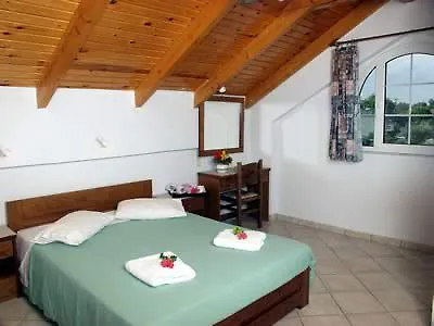 Spiros Family Apts Апартаменты Лаганас