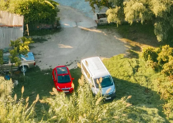 Spiros Family Apts لاغاناس